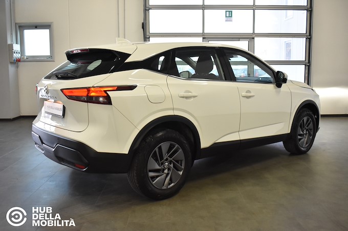 NISSAN Qashqai MHEV 140 CV Business